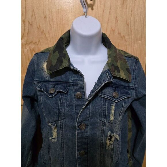 Ralph Jones Distressed Denim & Camo Jacket With Button Closure - Picture 1 of 7